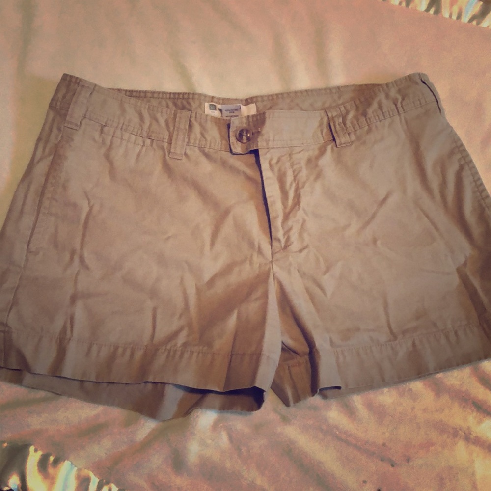 Khaki gap shorts